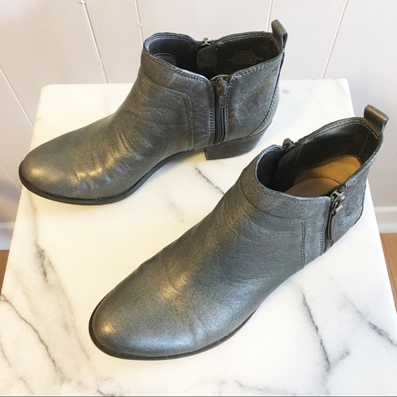 Vince Camuto Shoes - Vince Camuto Ankle Boot Leather Metallic 7.5 M